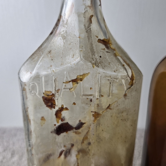 Vintage Glass Bottles Set - Picture 3 of 13